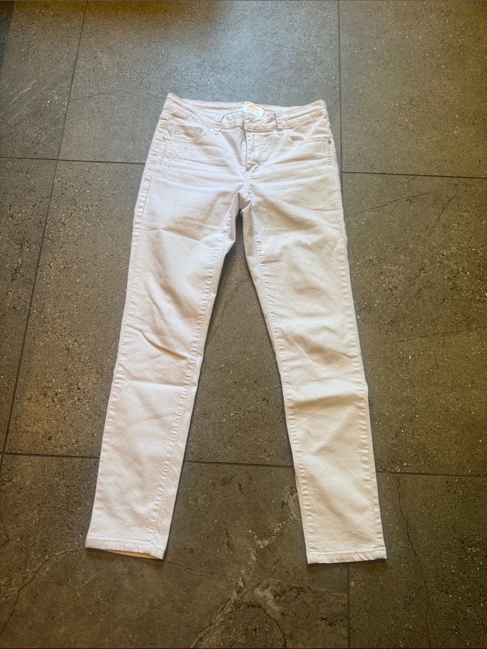 Women’s White Slim Jeans